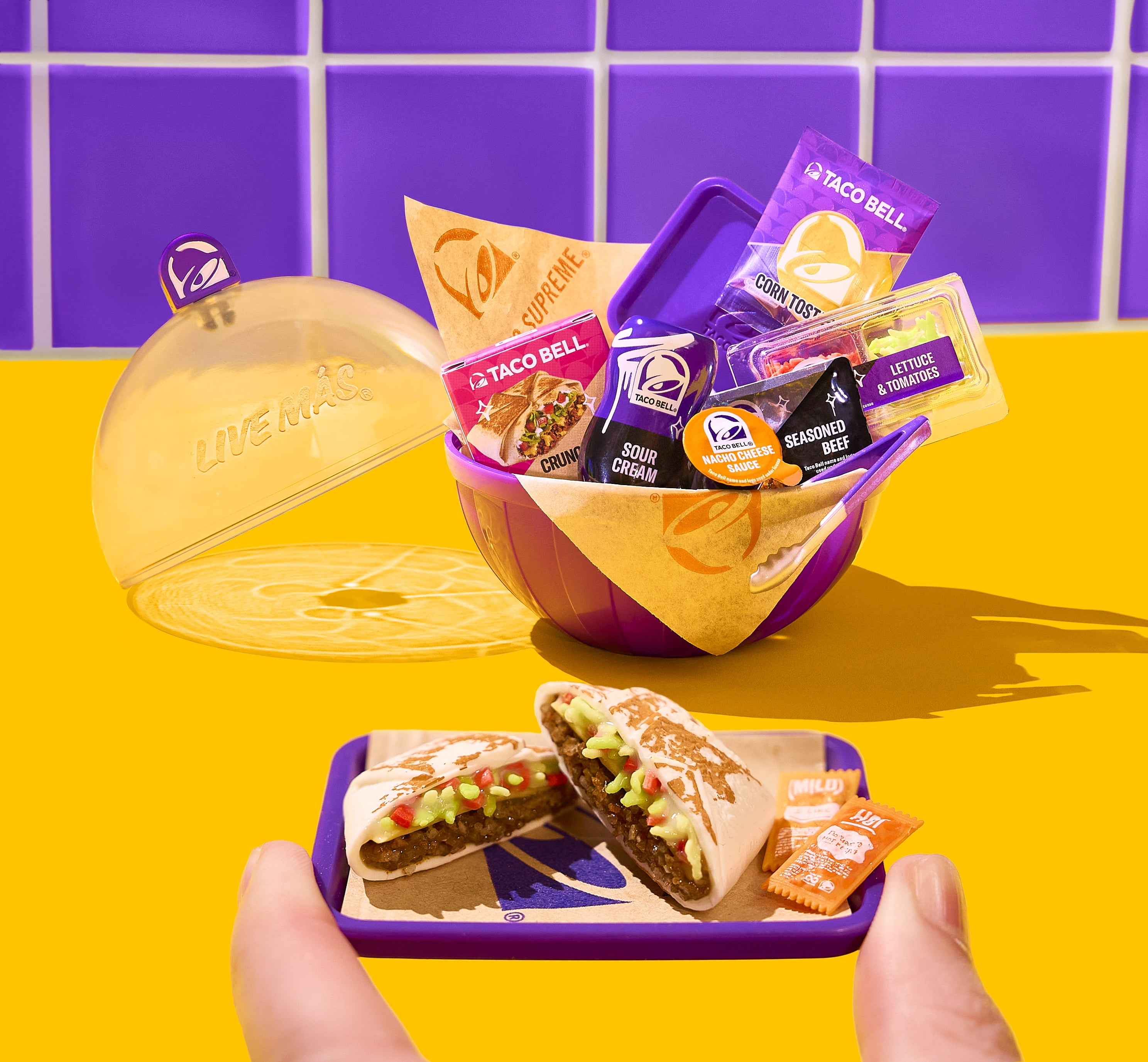 MGA's Miniverse Make It Mini Taco Bell Series 1, Mini Collectibles - Blind Ball, Ages 8+