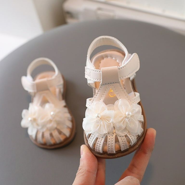 Infant girl sandals size 4 deals