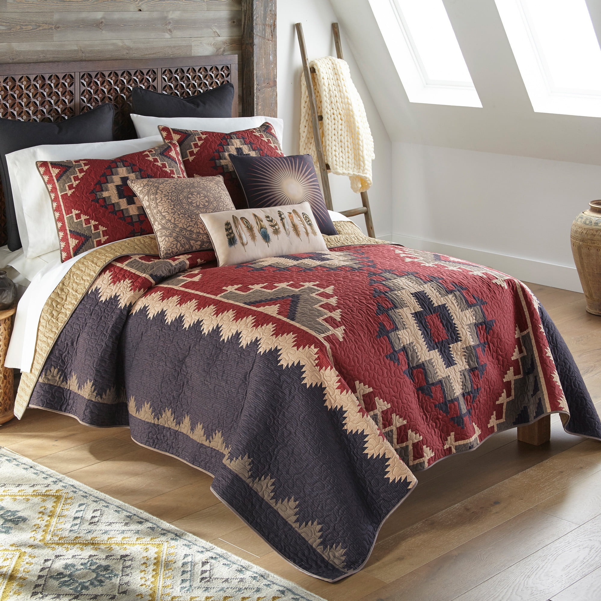 Donna Sharp Mojave Red 3PC Polyester King Quilt Set -Southwest Design Quilt and Shams - Machine washable