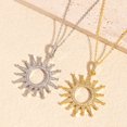 thumbnail image 2 of Colgante de zircon ligeramente incrustado en el sol collar dorado de cobre de alta gama de moda joyas de diseño de nicho creativo femenino, 2 of 3
