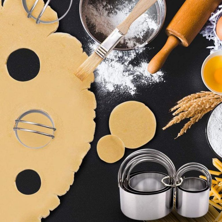 Dough Blender, Pastry and Cookie Cutter Set