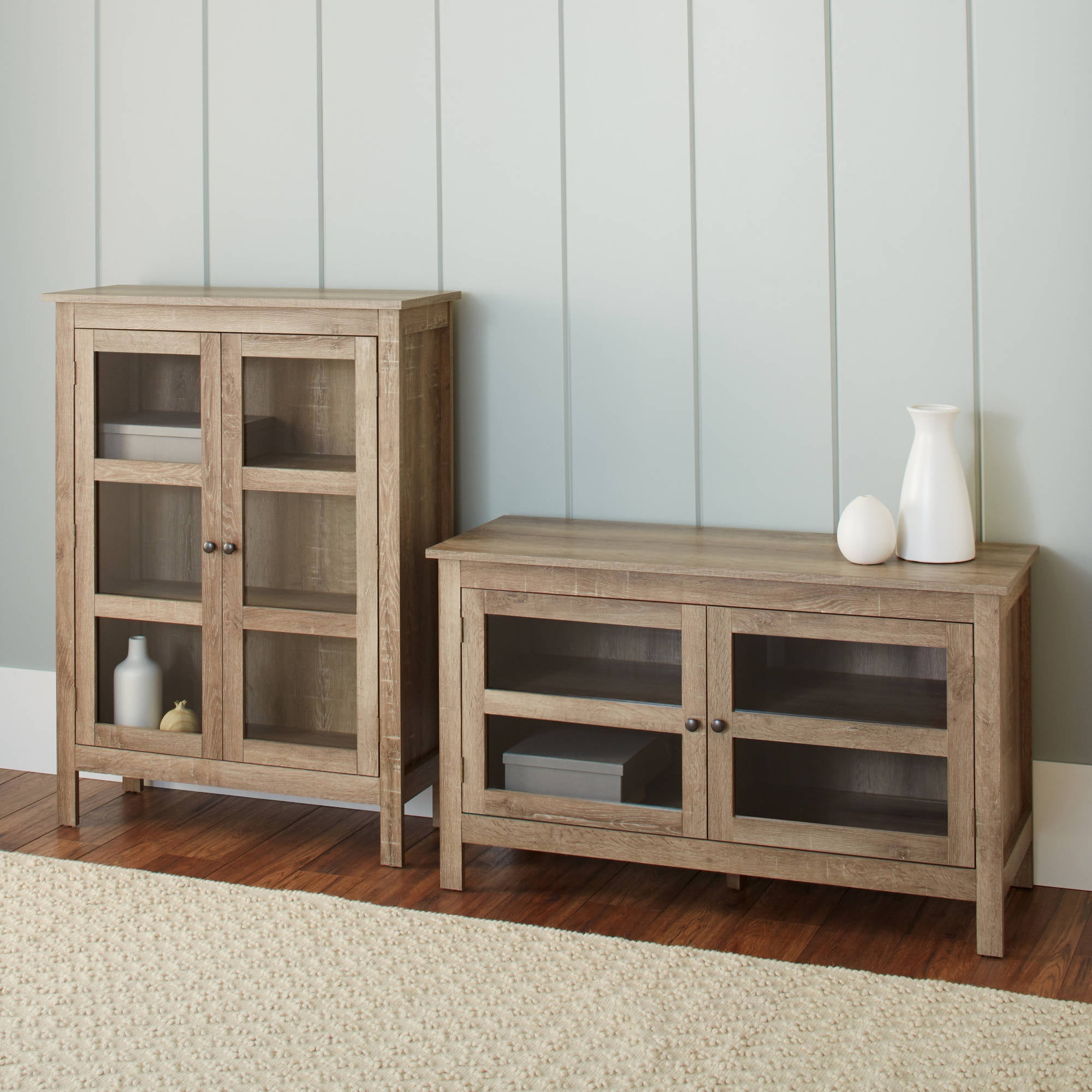 10 Spring Street Farmhouse 2-Shelf Bookcase