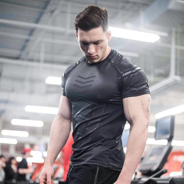 Camiseta de compresión de secado rápido para hombre, Camiseta corta ajustada para correr, deporte, gimnasio, Fitness, culturismo, entrenamiento, camisetas negras, ropa Tan Jianjun unisex