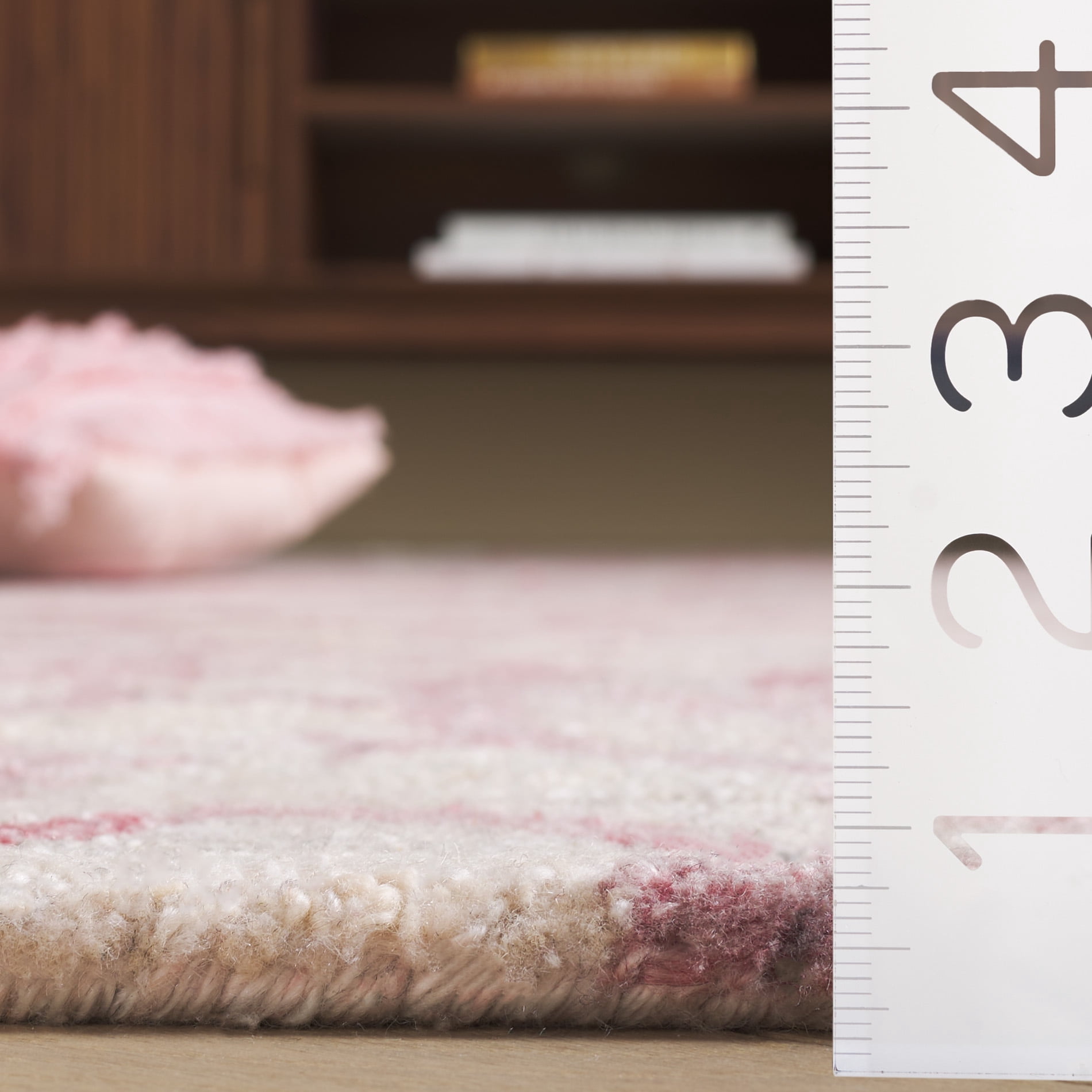 SAFAVIEH Anatolia Jamaar Floral Area Rug, Light Pink, 3' x 5'