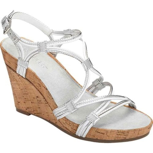 aerosoles plush wedge