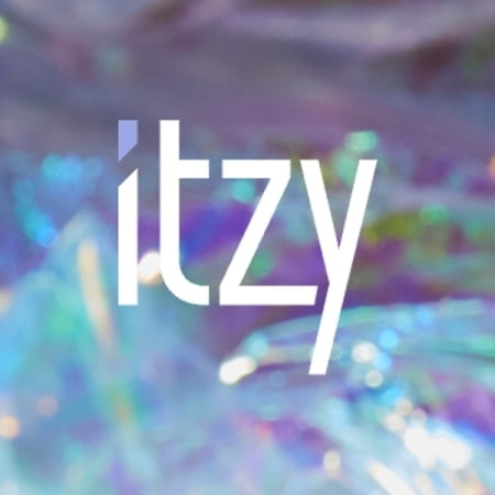 Itzy - It'sz Icy (Random Cover) (Incl. 80pg Photobook   2 Photocards) - Music & Performance - CD