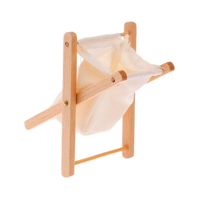 Vogacara Mini cesto de ropa para la casa, juego de muebles a escala 1/12 en miniatura, organizador plegable realista, decoración de baño para Muebles de casa de muñecas Color de la madera