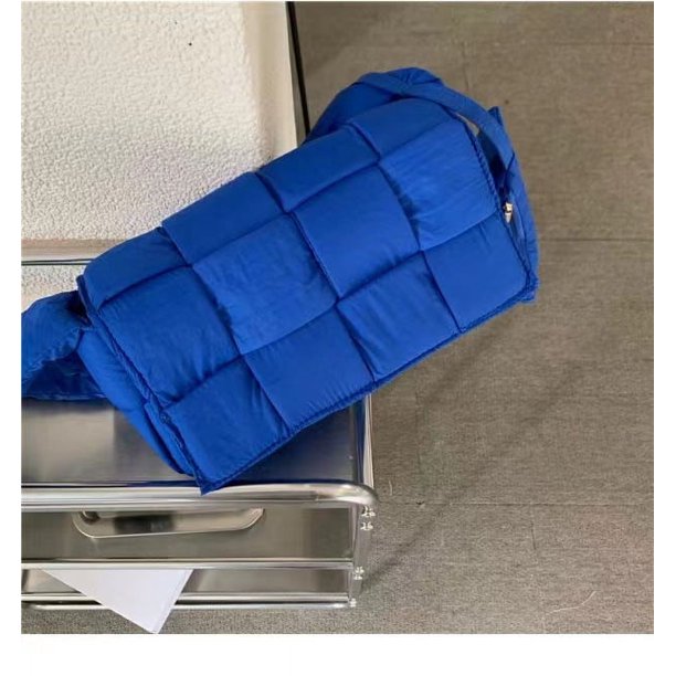 Bolso de mano con diseño de esponja tejida para mujer, tipo bandolera, para hombro y de mano, combinable