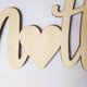 thumbnail image 4 of Delicadas letras de madera Decoración del día de las madres estilo simple Scrapbooking Crafts Log Color Mamá regalos de las hijas como la decoración del hogar Advancent HA011699-00, 4 of 7