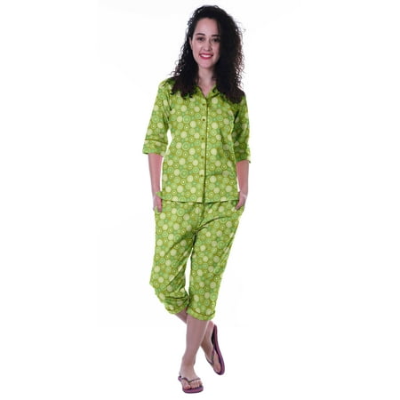 

Moomaya Printed Cotton 3/4 Sleeve Shirt With Capri 2 Piece Nightwear Set Sleepwear For Womens