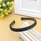 thumbnail image 2 of Diadema trenzada sintética, aro para el cabello, broche para el cabello, banda para el cabello, accesorios para el cabello para mujeres y niñas, 6 uds. (negro + marrón claro + marrón oscuro) LingWen 9024715010025, 2 of 5