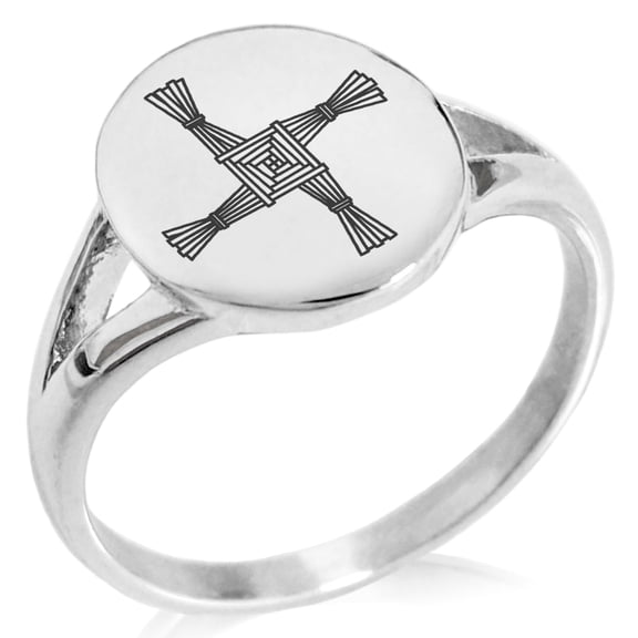 Tioneer Stainless Steel Celtic Saint Brigid Cross Minimalist Oval Top Polished Statement Signet Ring