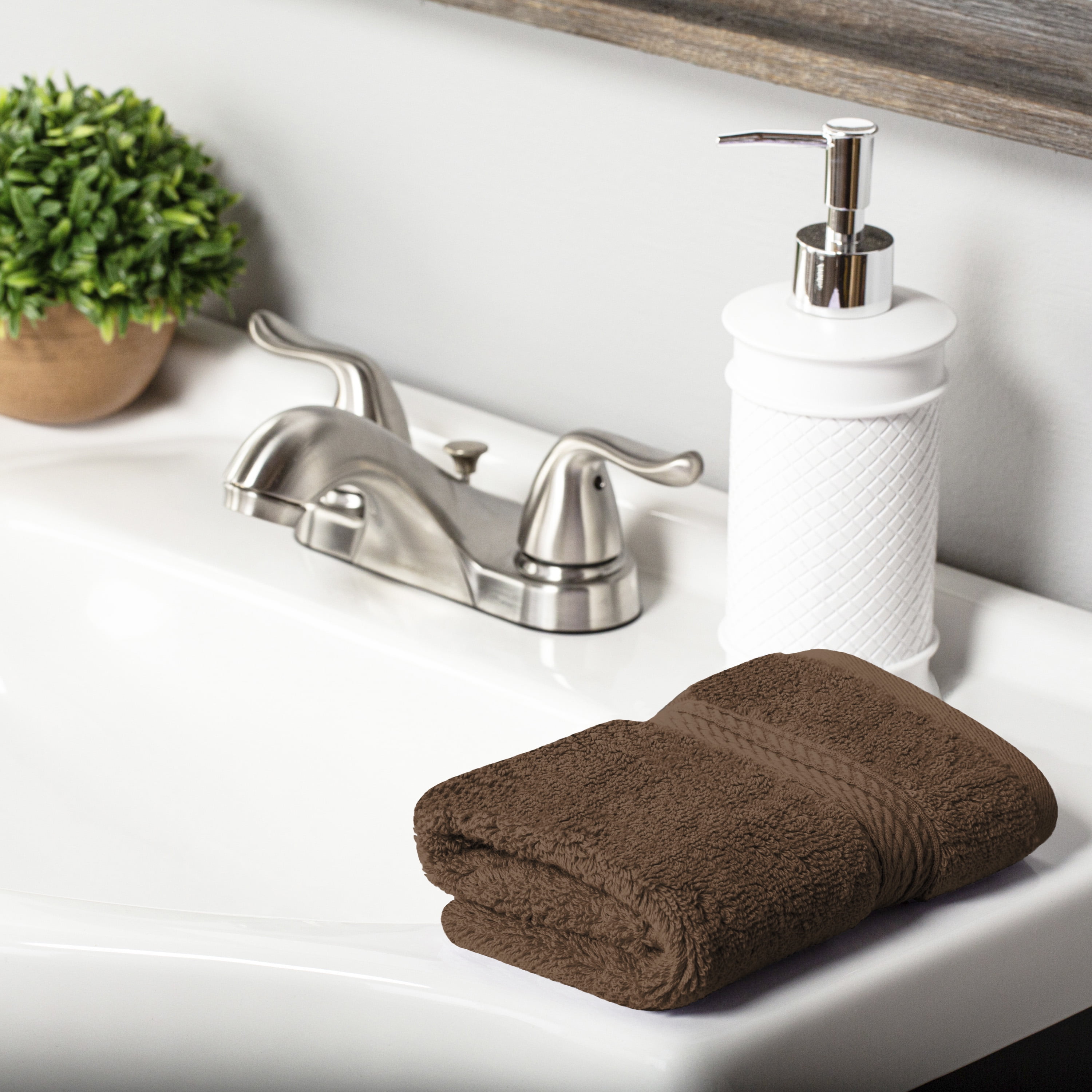 Premium Egyptian Cotton Highly Absorbent Assorted 6-Piece Plush Towel Set - 30" x 55", 20" x 30", 13" x 13"