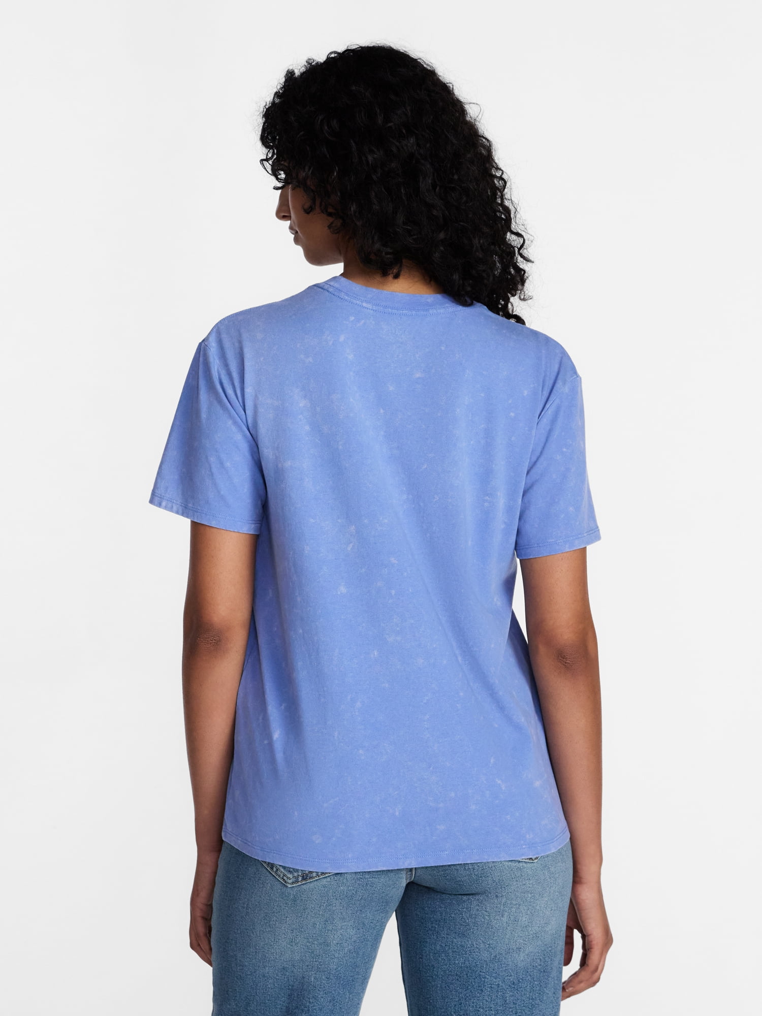 Peanuts Snoopy Women's Mineral Washed Graphic Tee with Short Sleeves, Sizes XXS-XXL