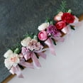 thumbnail image 4 of Flores artificiales Yuyangstore Ramo de Boutonniere de boda rosa de té y clavel 11 x 5 cm, 4 of 7