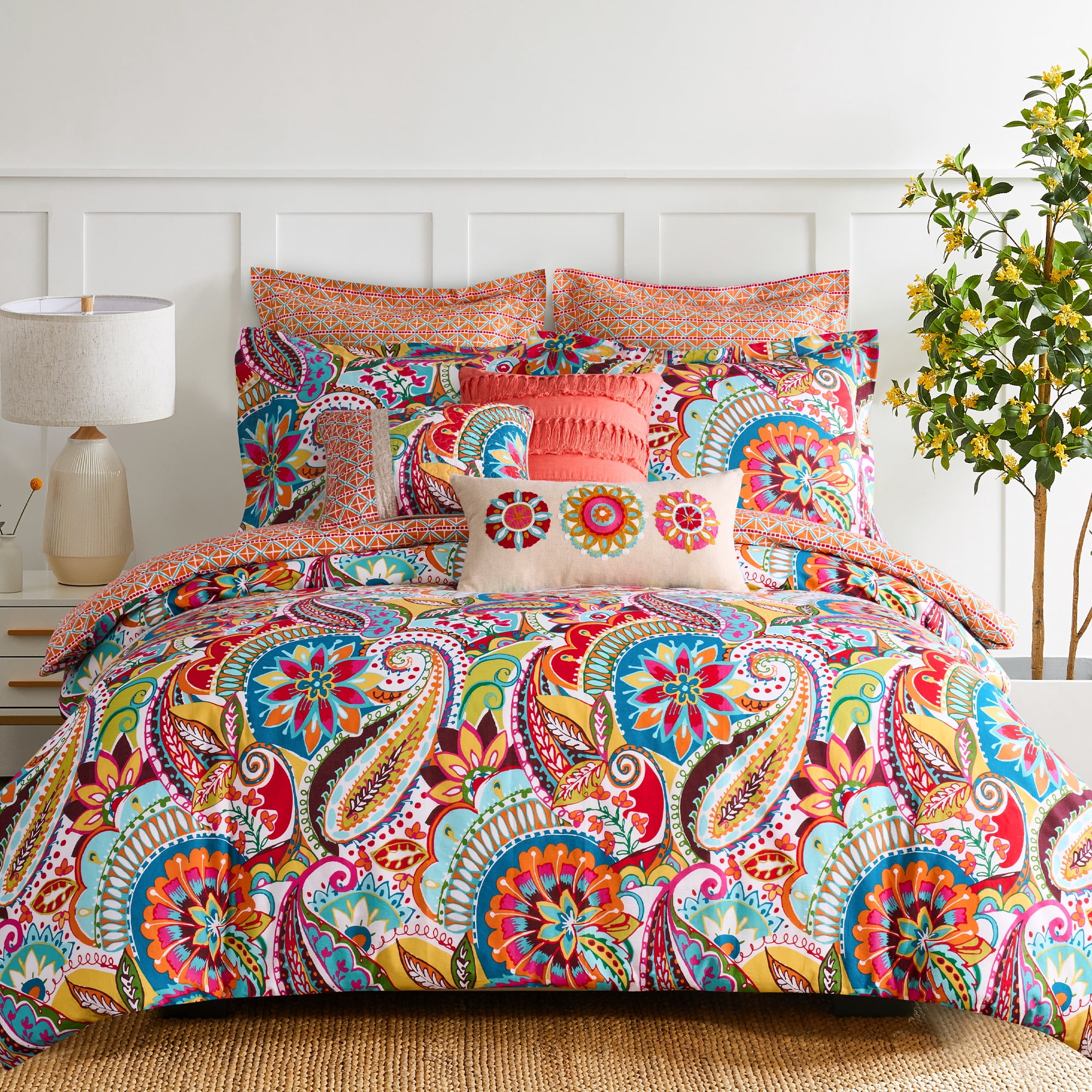 Levtex Home - Rhapsody Duvet Set - King/Cal King Duvet Cover (106x94in.) and 2 King Shams (20x36in.) - Paisley Floral - Reversible - Cotton