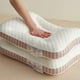 thumbnail image 4 of Almohada de soporte de ángulo ajustable | Almohada ergonómica grande de 43 x 66 cm para dormir de lado, boca arriba y boca abajo | Almohada de poliéster suave con soporte para el cuello, 4 of 6