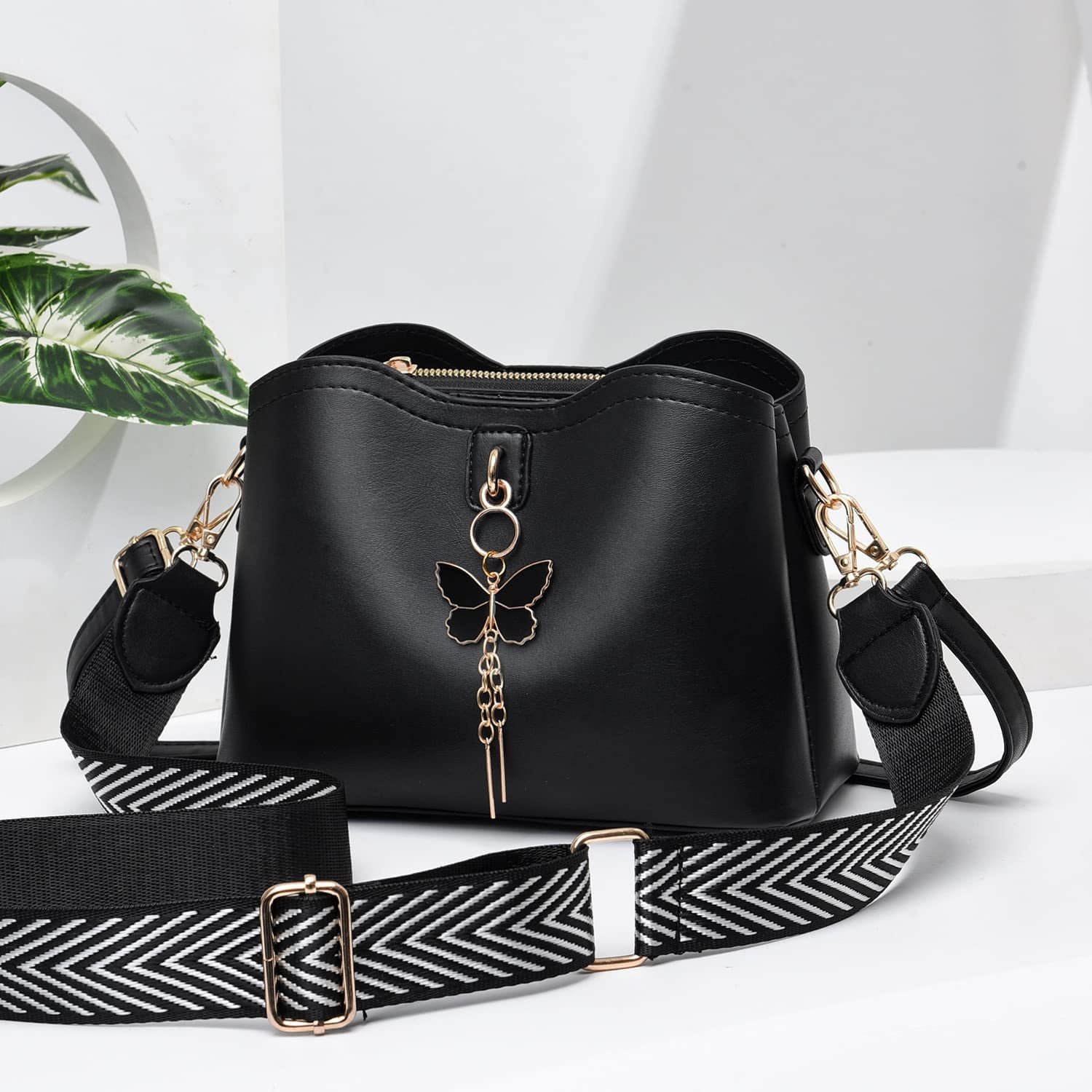 Small Crossbody Bags for Women Fashion Purses Lightweight Handbags Shoulder Bag