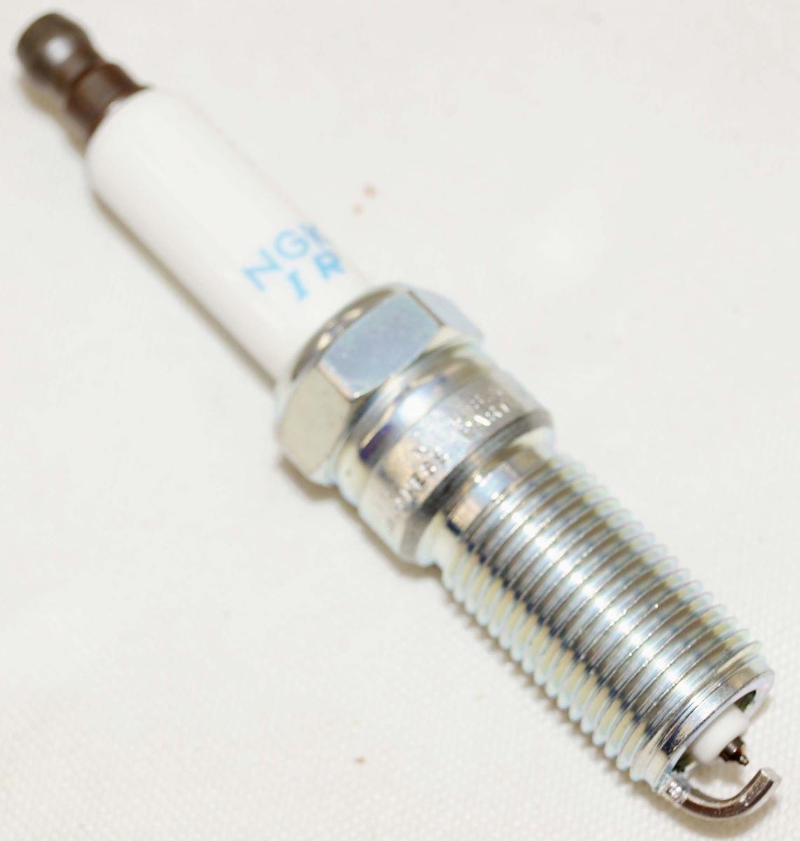 NGK 90117 Laser Iridium Spark Plug (4 Pack) Fits select: 2009-2023 CHEVROLET TRAVERSE, 2012-2020 CHEVROLET IMPALA