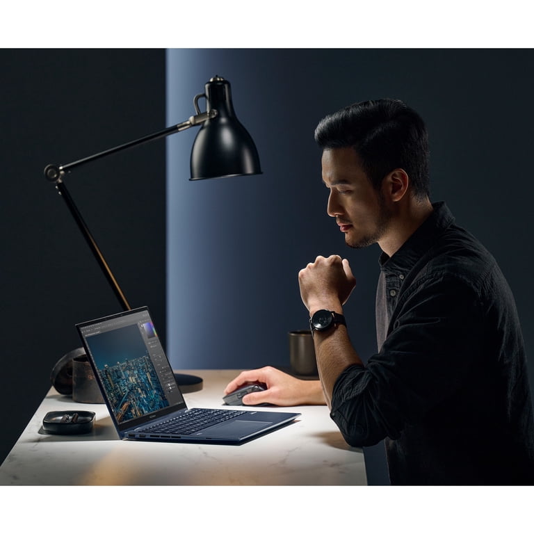 Asus Zenbook Pro 15 Flip OLED 15.6