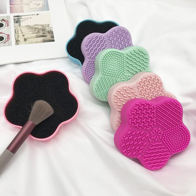 Tuelaly Silicone Makeup Brush Cleaning Mat, Cosmetic Brush Cleaner