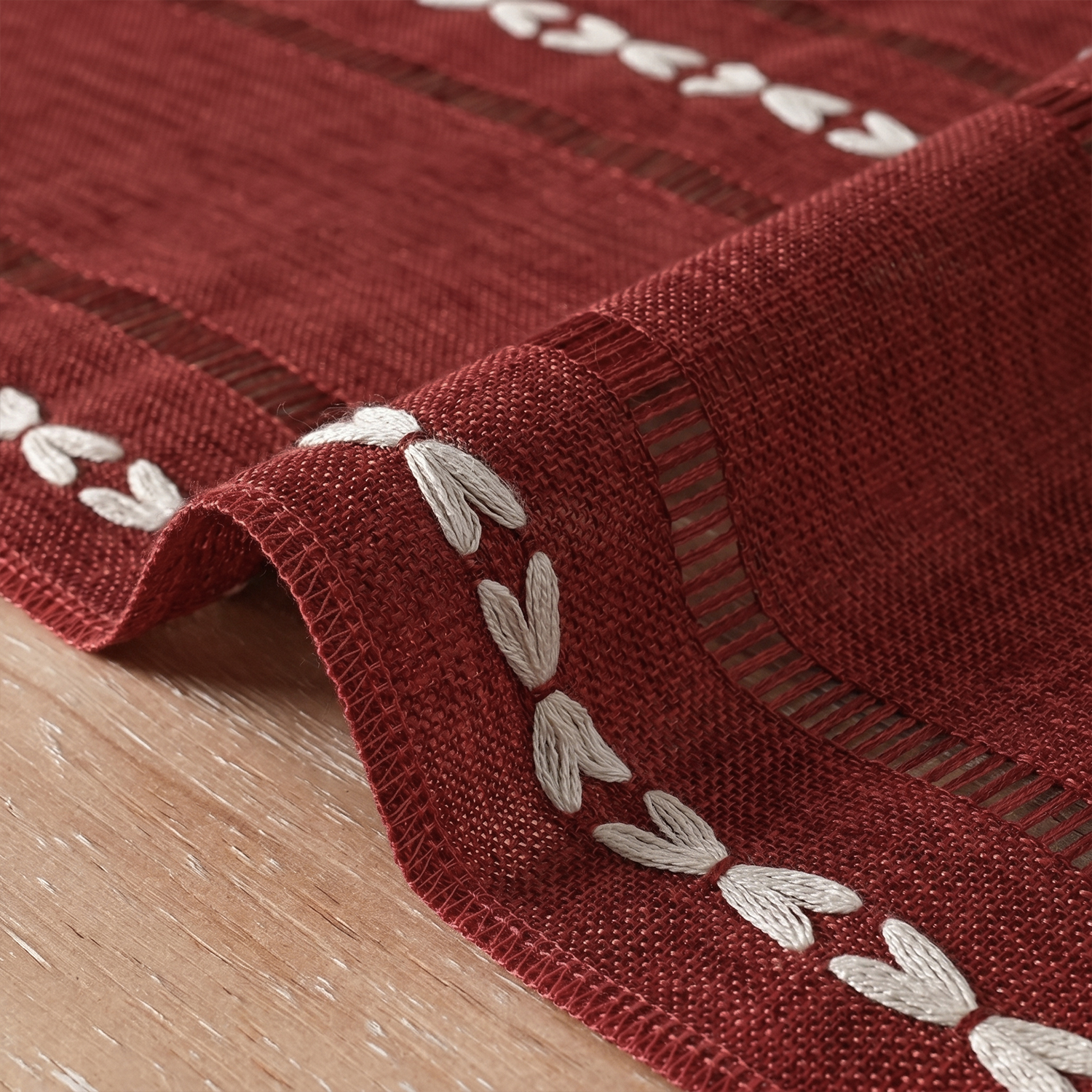 Sm:)e Red Linen Christmas Table Runner photo 6