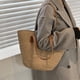 thumbnail image 3 of Bolsos grandes de paja hechos a mano para mujer, bolsos de mano tejidos elegantes de verano para la playa, bolsos de hombro, 3 of 7