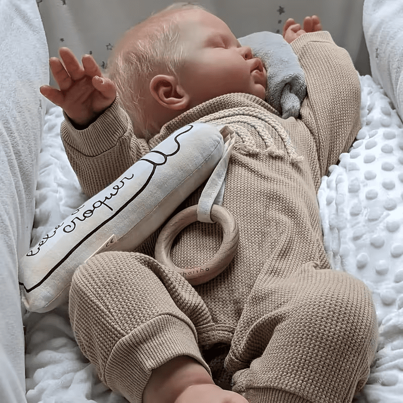 Lifelike Reborn Baby Dolls, Hand-Rooted Blonde Hair, 20-Inch 3D Painted Sleeping Newborn Doll, Ideal Christmas & Birthday Gift for Kids