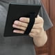 thumbnail image 4 of Soporte de correa de mano para tableta Kindle, correa de mano Gowjaw, 4 of 6