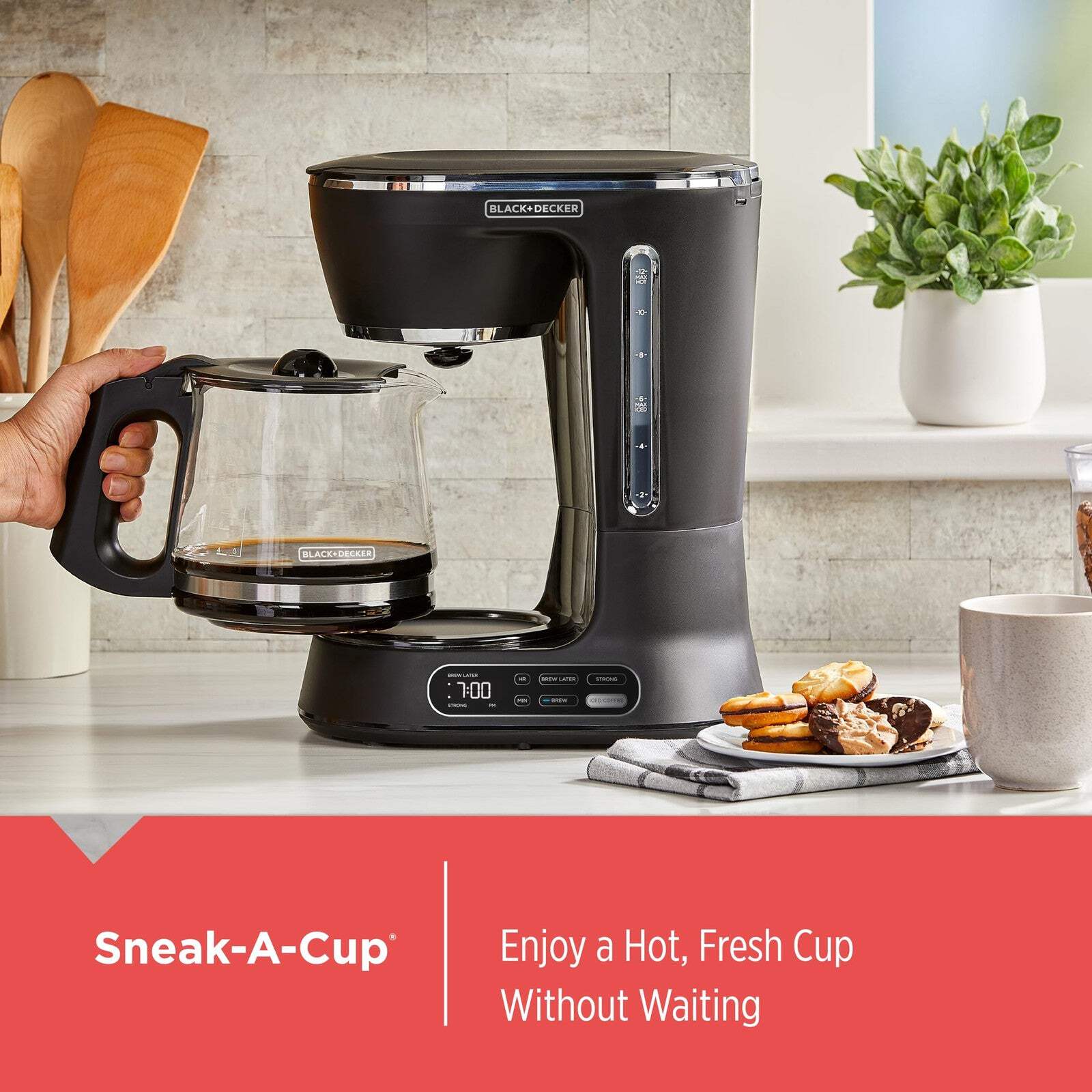 BLACK+DECKER 12-Cup Digital Coffee Maker