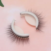 Masteelf  Faux Lashes Self Adhesive False Eyelashes Stylish Professional