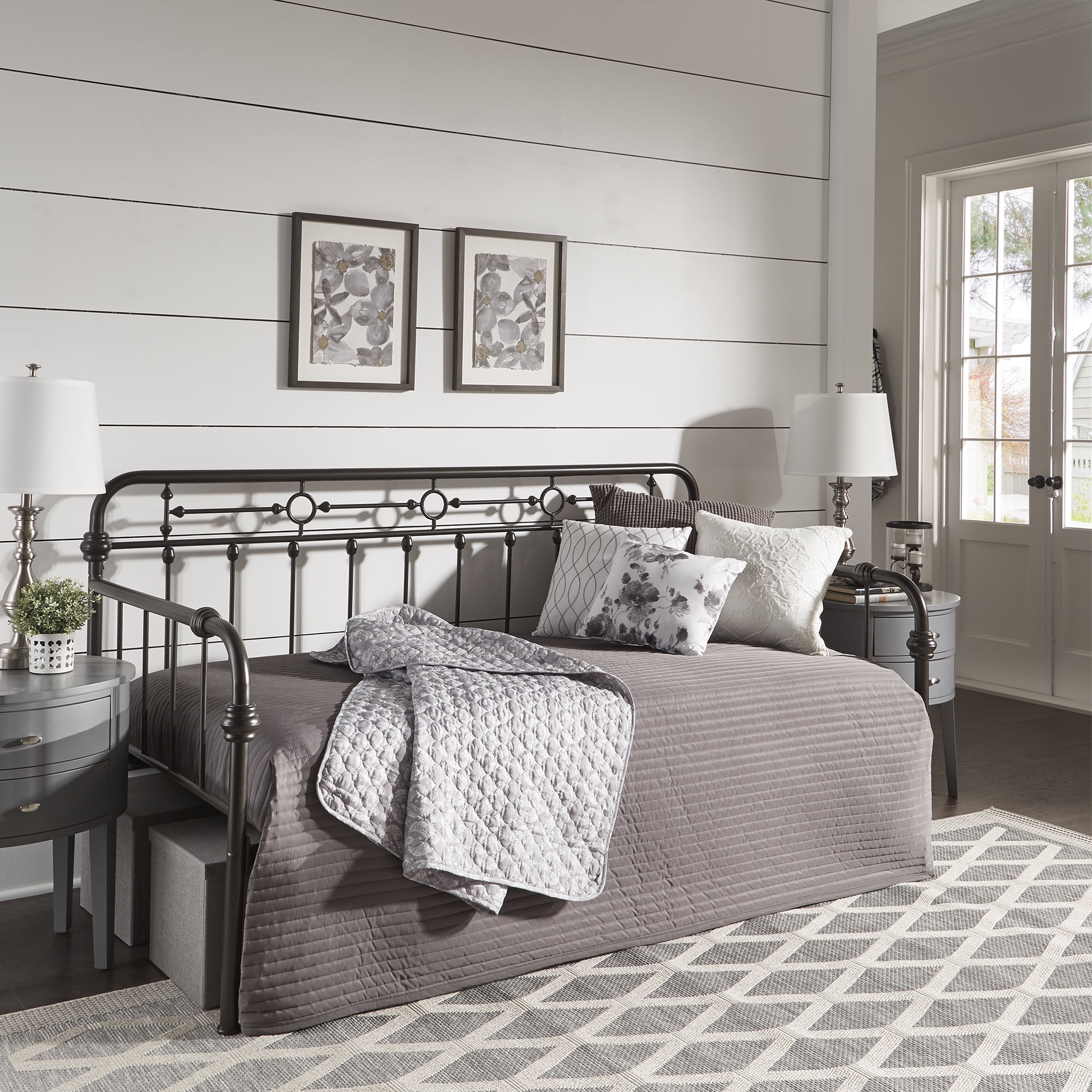 Weston Home Nottingham Antique Dark Bronze Metal Twin Daybed