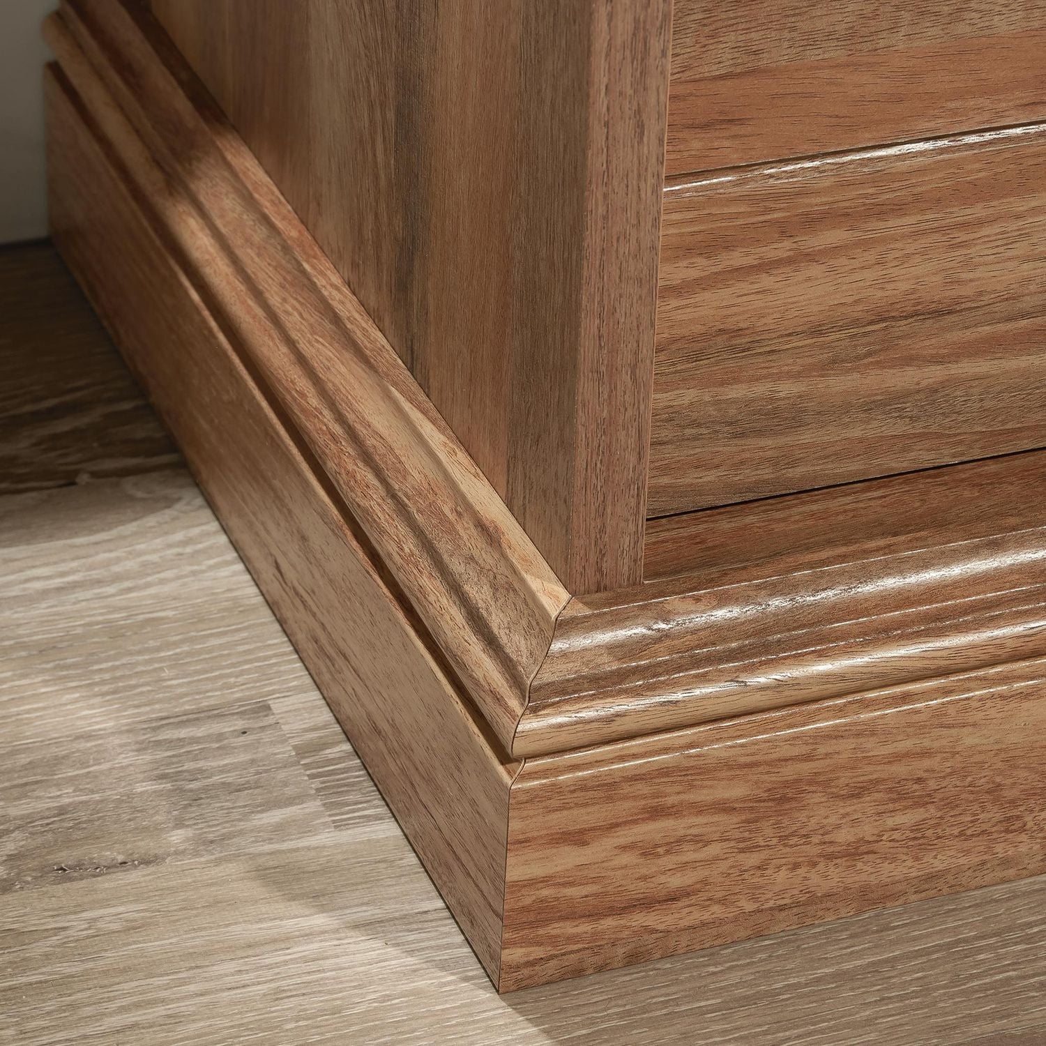 Sauder La Collection Barrister Lane Commode 3 Tiroirs en Finition Sindoori Mango