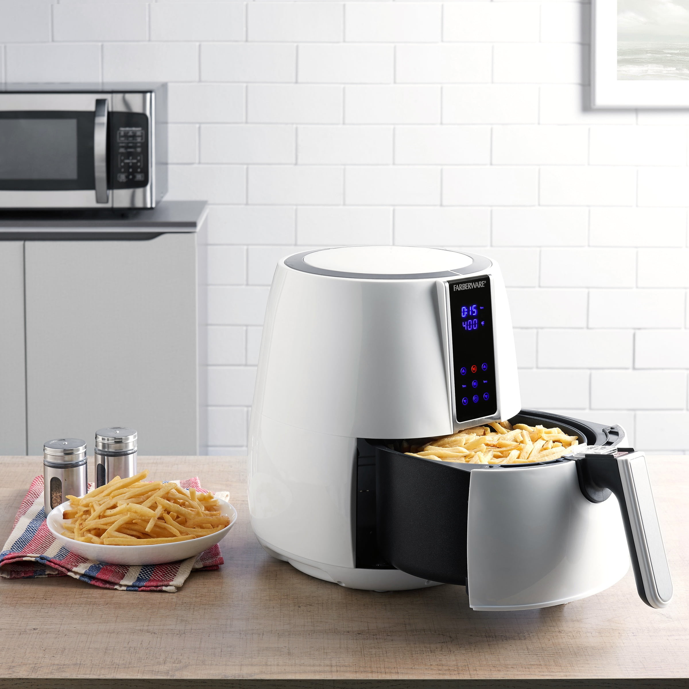 Farberware 3.2 Quart Oil-Less Multi-Functional Air Fryer just $29