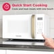 thumbnail image 3 of Horno de microondas retro Frigidaire de 1.05 pies cúbicos, 900 W, blanco/dorado, 3 of 9