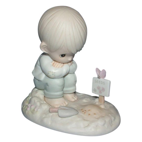 Precious Moments Figurine: PM872 In His Time (4.1")