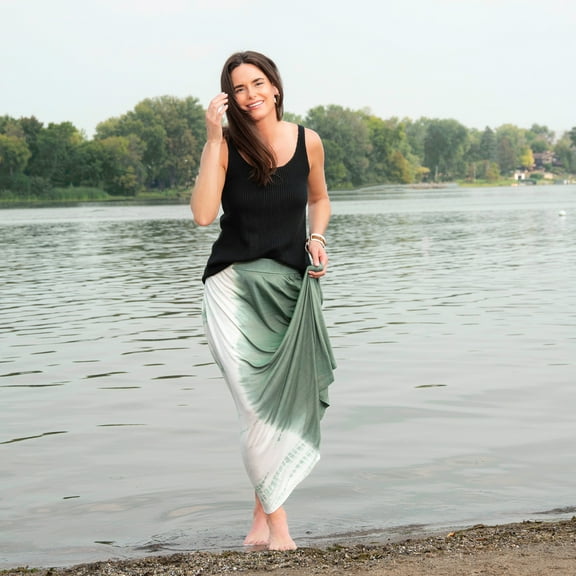 Elsie & Zoey Akari L/XL Sage Tie Dye Maxi Skirt with Pockets for Women