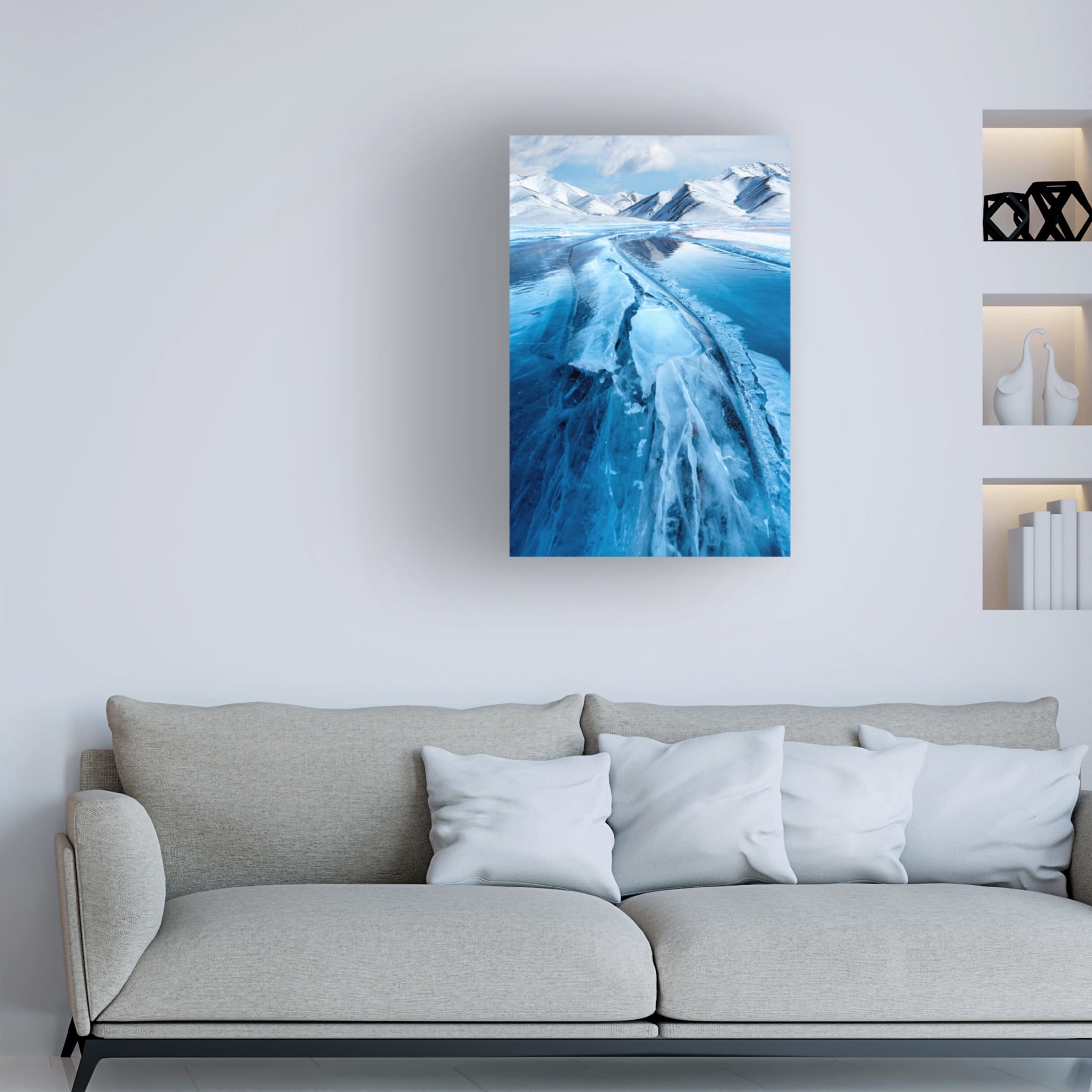 Trademark Fine Art SPIDER Blue Ice Canvas Wall Art