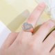 thumbnail image 4 of Anillo de corazón de color dorado y plateado estilo hip hop con circonita cúbica helada de cobre, joyería delicada de alta calidad, regalo para hombres y mujeres, 8, oro, 4 of 5