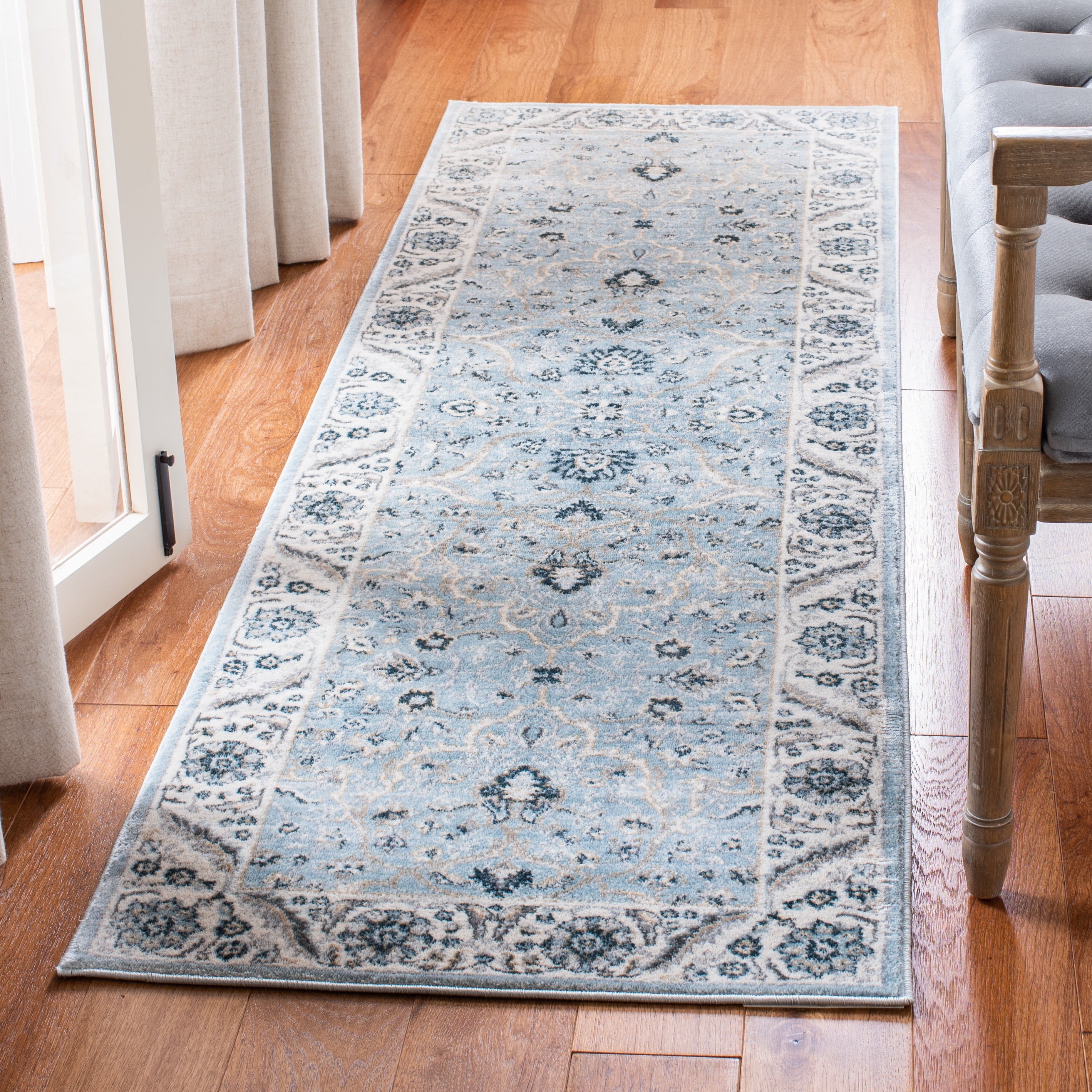 SAFAVIEH Isabella Kuzman Oriental Runner Rug, Light Blue/Cream, 2'2" x 5'
