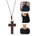 thumbnail image 2 of Collar con colgante de cruz de madera y cadena de cuerda ajustable para hombre y mujer, ideal para diferentes atuendos y ocasiones., 2 of 7