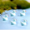 thumbnail image 1 of 5 piezas de lindos adornos en miniatura de pato amarillo, accesorios de decoración de micropaisaje, adornos de resina de animales simulados, artesanías, 1 of 5