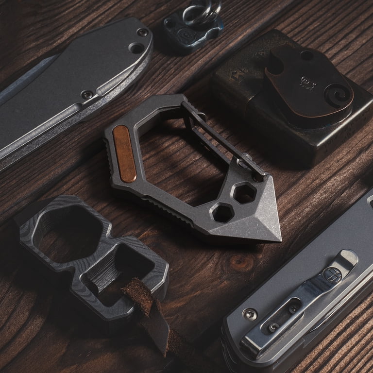 Titanium Carabiner Multi-tool Keychain 7-in-1 KeyUnity KU02