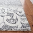 thumbnail image 3 of SAFAVIEH Abstract Ruadhan Oriental Area Rug, Ivory/Light Gray, 5' x 8', 3 of 11