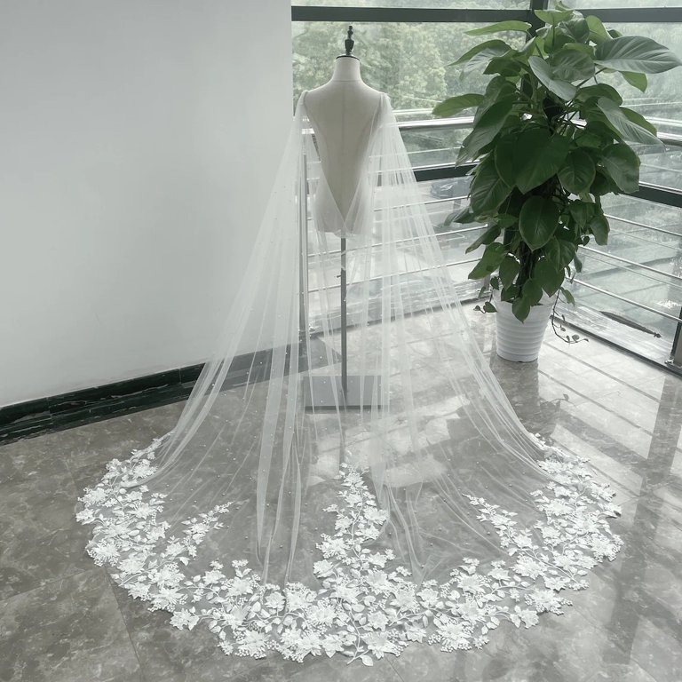 Wedding veil with scattered Pearls cathedral veil