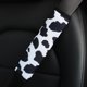 thumbnail image 3 of Protector de hombro para cinturón de seguridad de coche de tela con estampado de vaca, 3 of 5