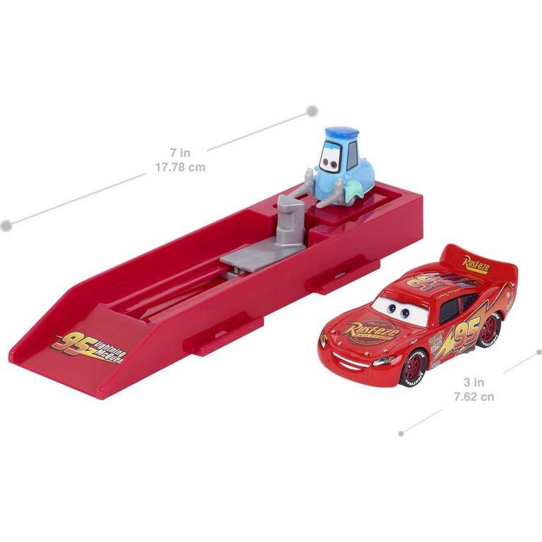 Disney Pixar's Cars Lightning McQueen Die-Cast Launcher and Car by