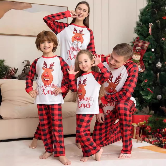 Nuevo conjunto familiar de Navidad con borde cruzado, pijama para estar en casa con estampado de letras de cervatillo en rojo a cuadros