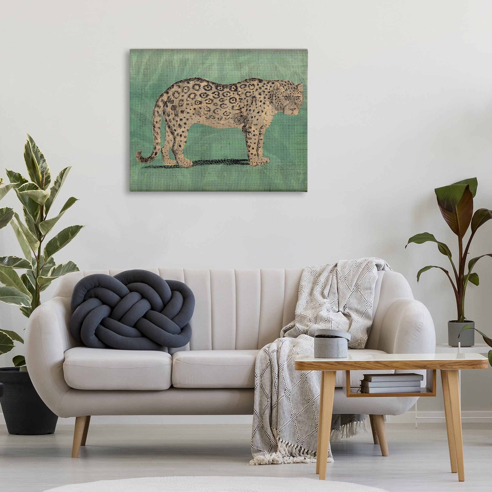 Stupell Industries Traditional Cheetah on Green Animals & Insects Painting Gallery Wrapped Canvas Art Print Wall Art, 40 x 30
