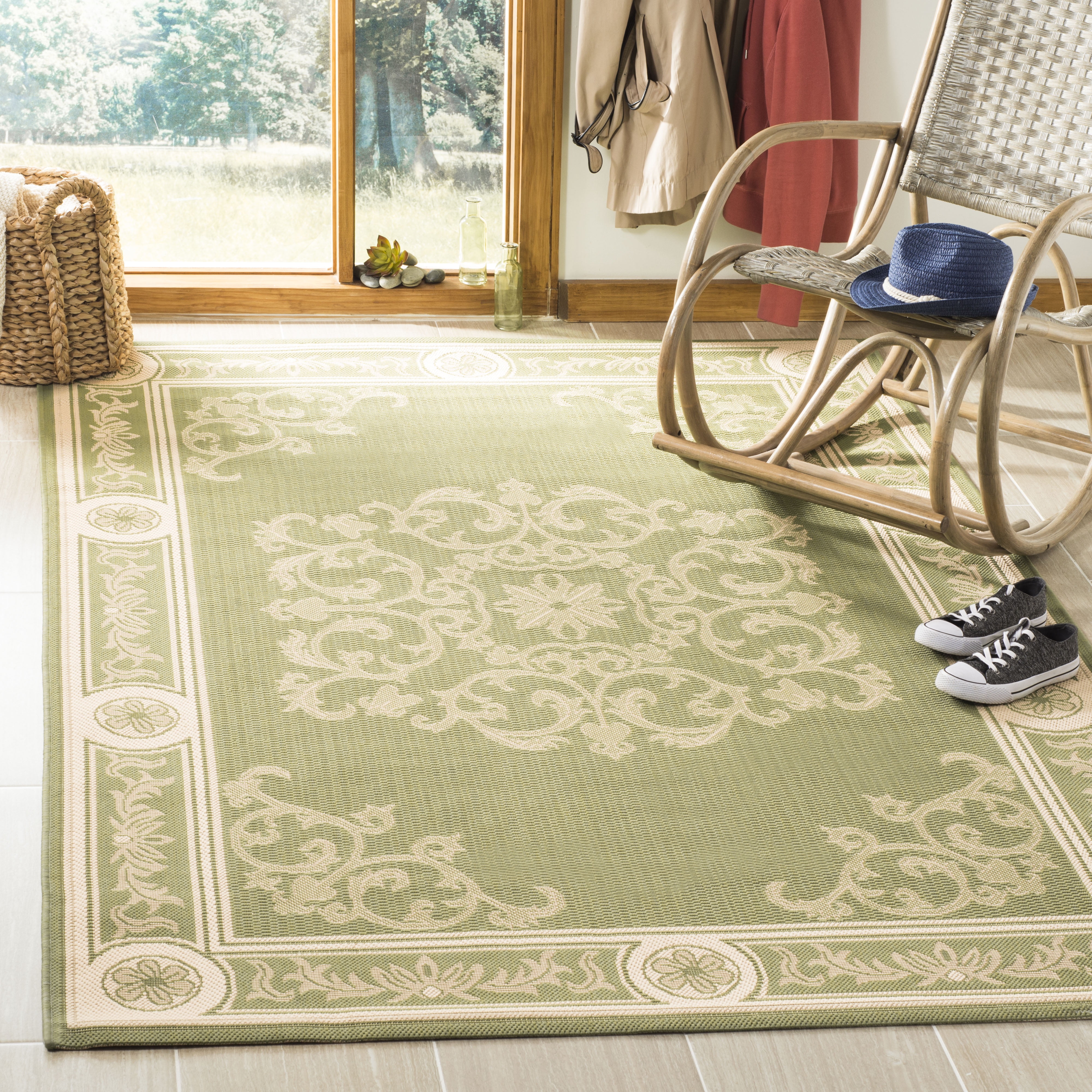Safavieh Courtyard Cynthia Oriental Indoor/Outdoor Area Rug, Olive/Natural, 5'3" x 7'7"